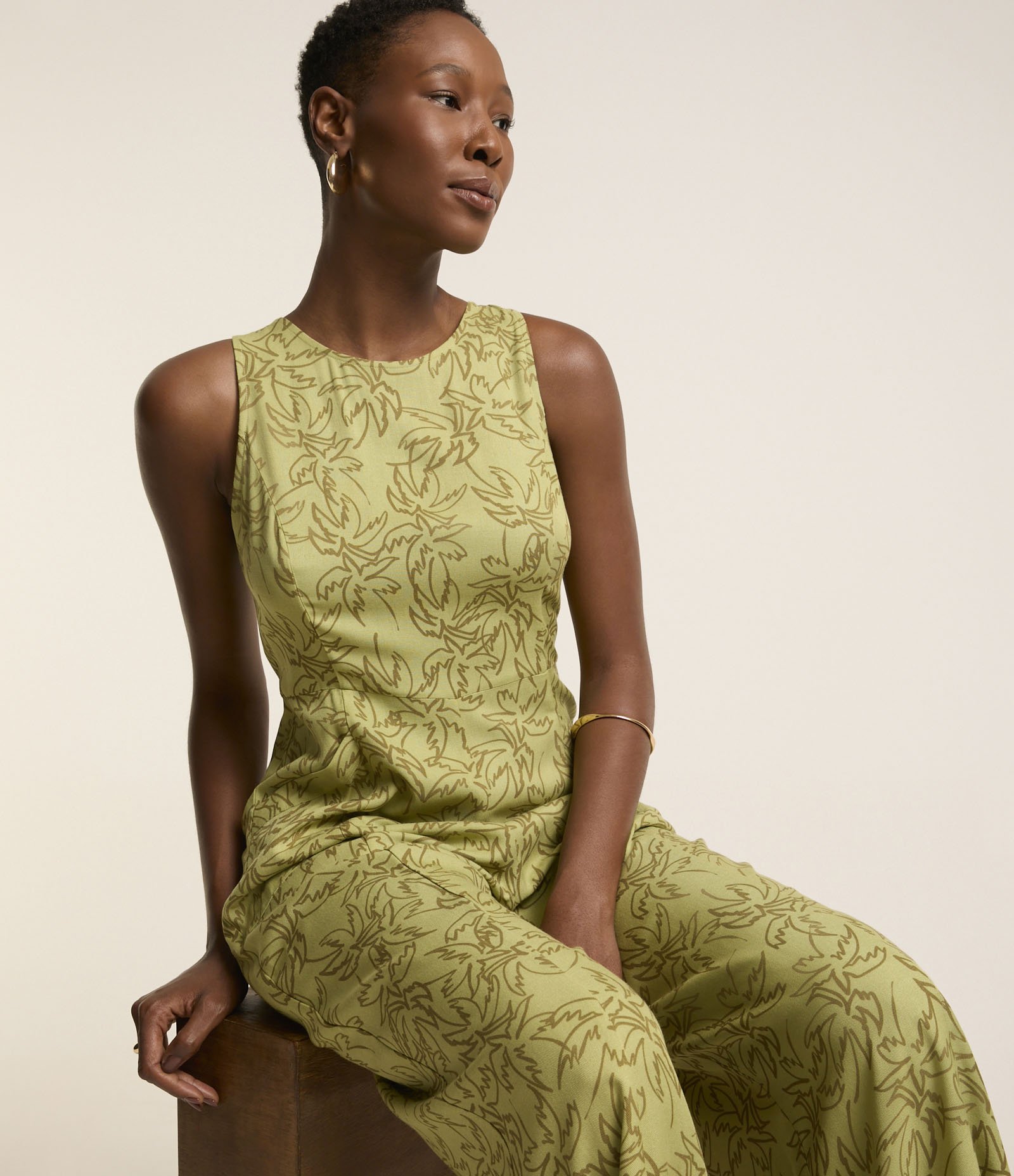 Macacão em Viscose com Coqueiros Estampados Verde 5