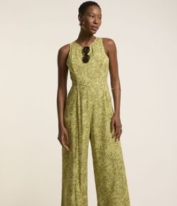 Macacão em Viscose com Coqueiros Estampados