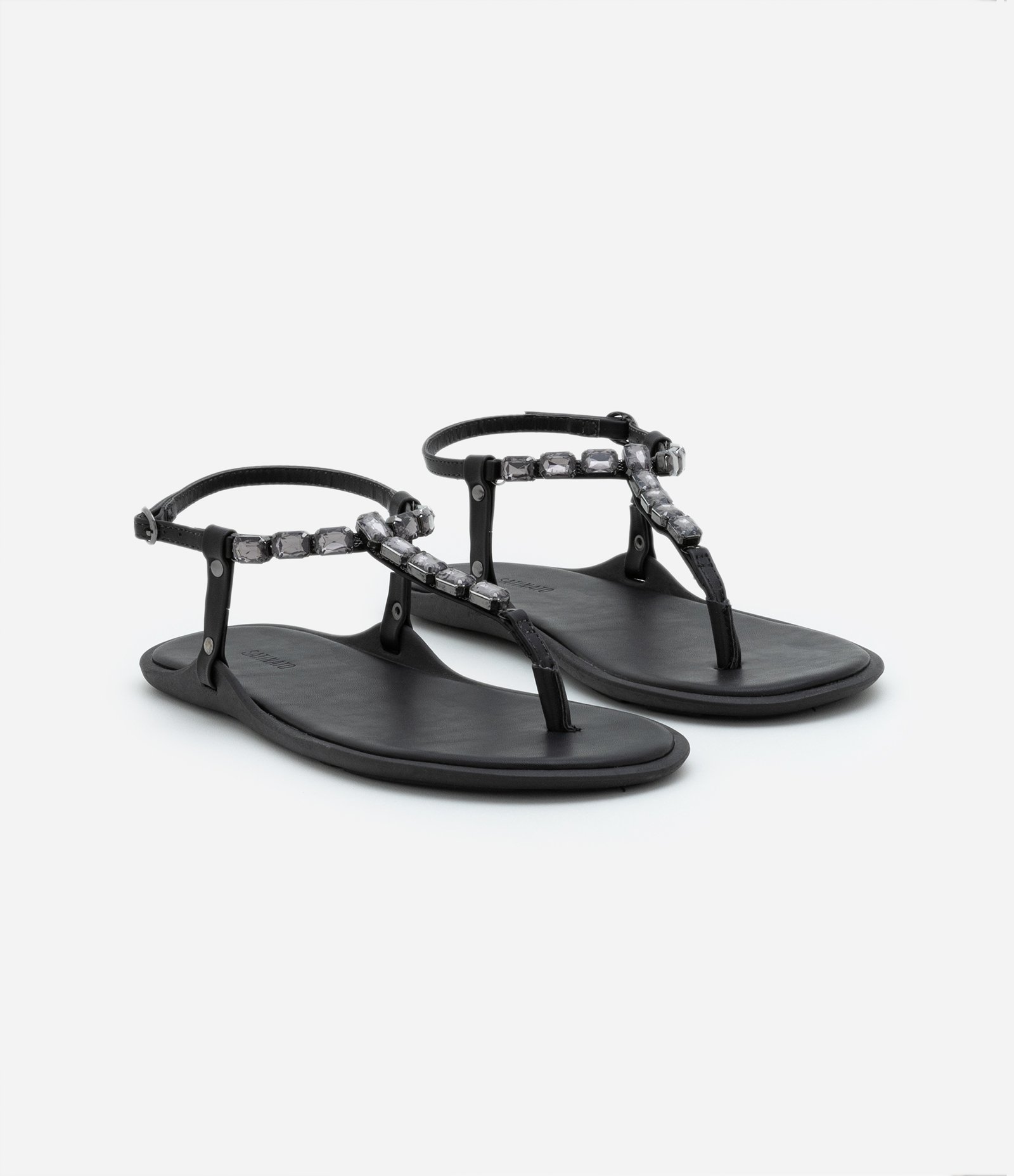 Sandália Rasteira com Cristais Aplicados nas Tiras Preto 2