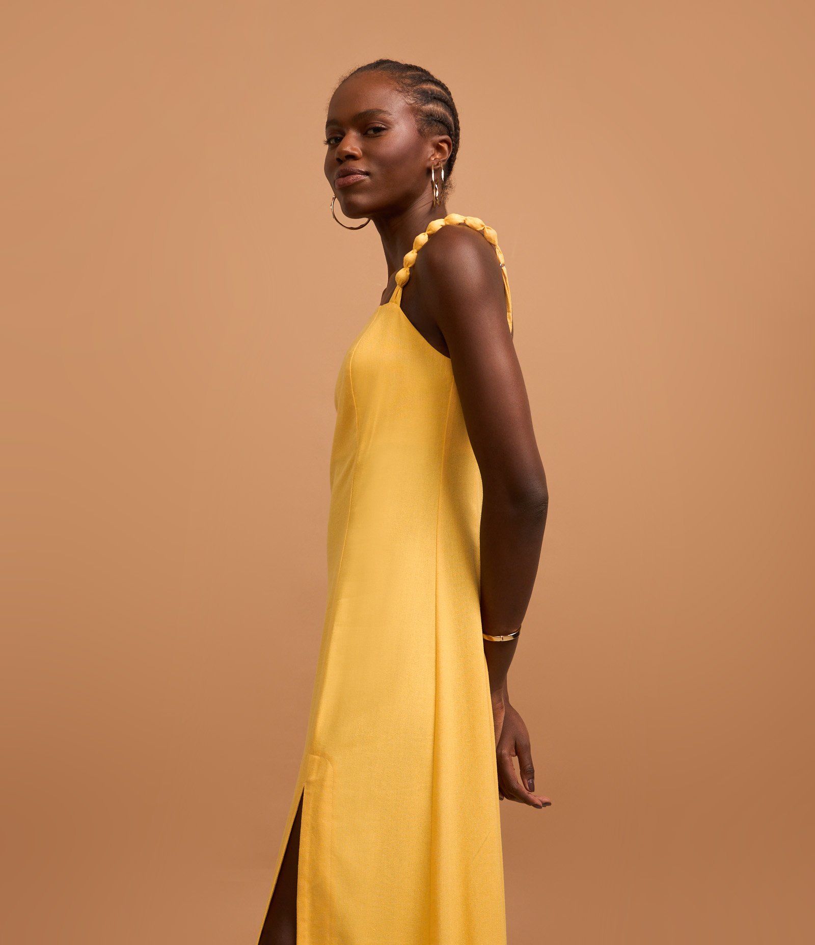 Vestido New Midi em Viscose e Linho com Zíper nas Costas Amarelo 7