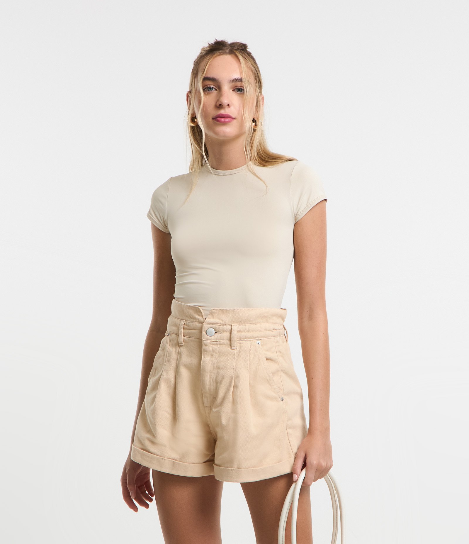 Blusa Básica em Poliamida com Manga Curta 1