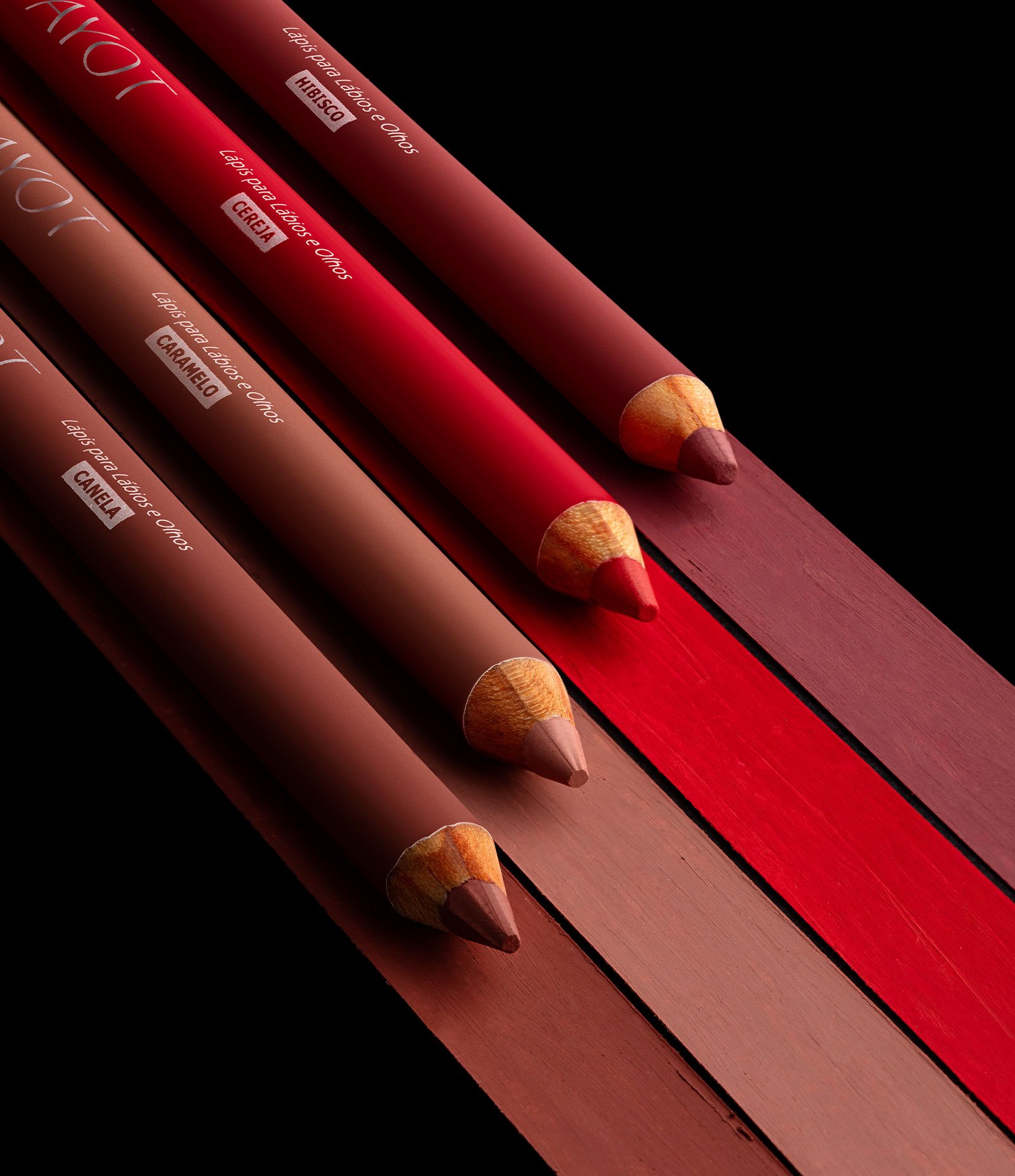 Lápis Multifuncional para Lábios e Olhos Payot Vermelho Cereja 4