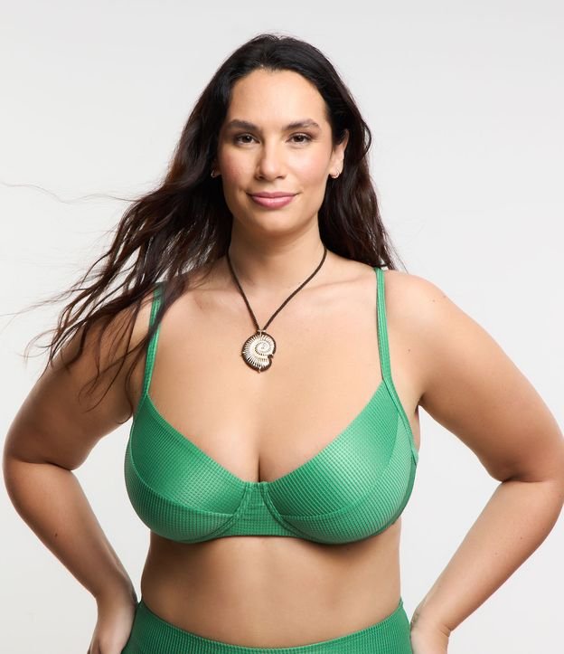 Biquíni Top Meia Taça Texturizado com Aro Sem Bojo Curve & Plus Size