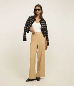 Calça Wide Leg Alfaiatada Cintura Alta com Botões Duplos