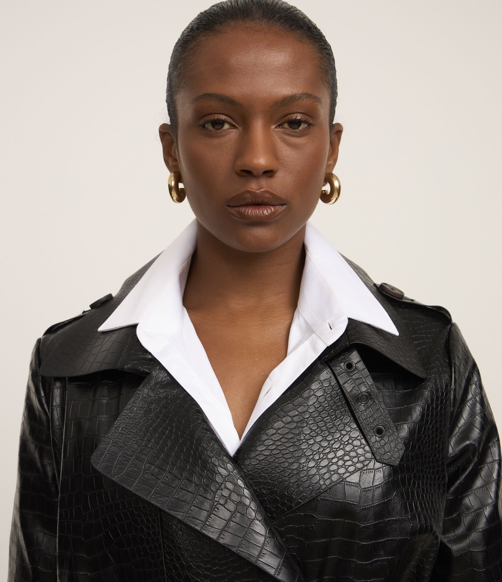 Casaco Trench Coat em PU com Textura Croco e Cinto Preto 6