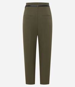 Calça Cenoura Alfaiatada com Cinto Fivela