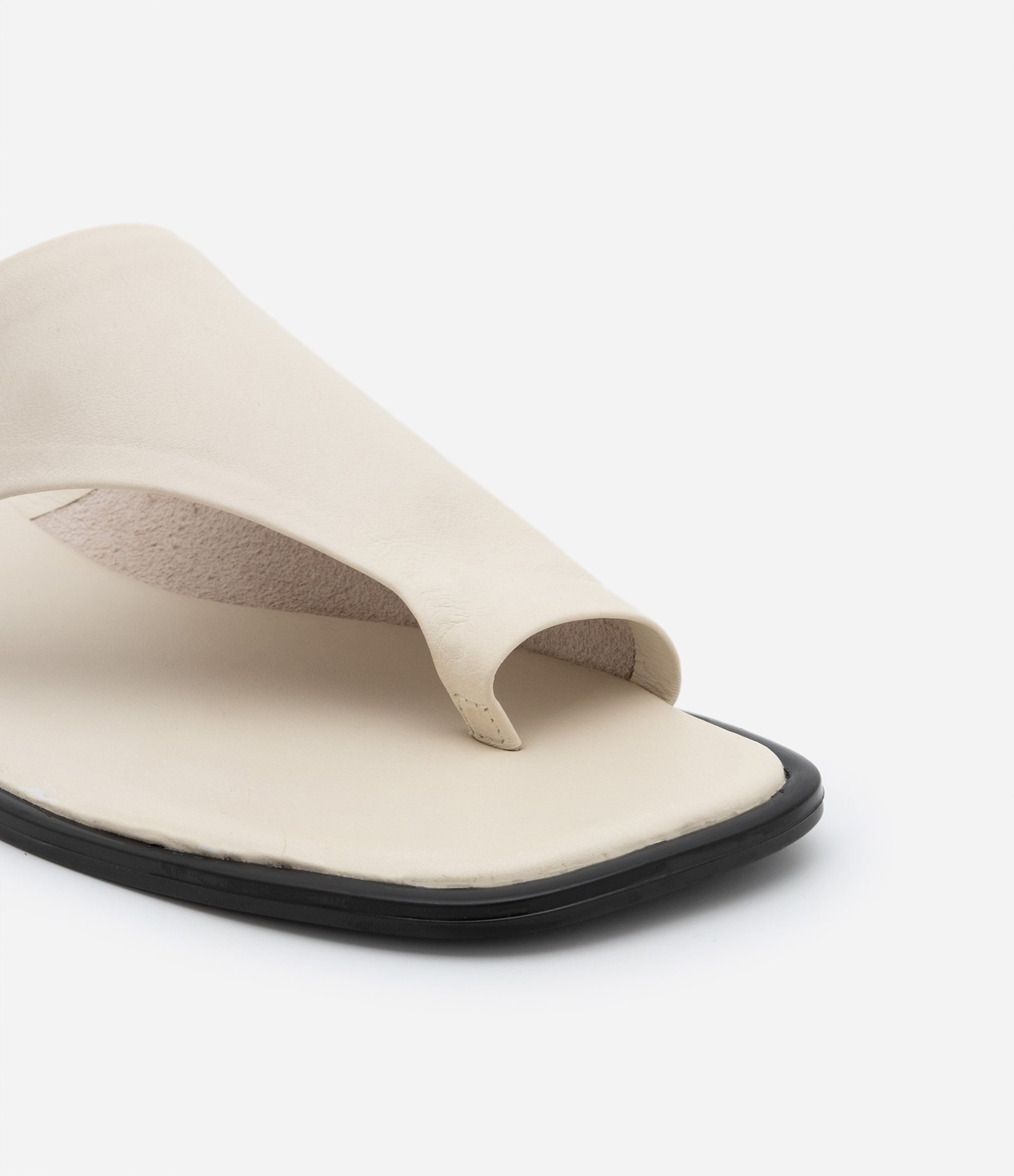 Sandália Rasteirinha Mule em Couro com Cabedal Largo Off White 4