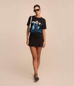 Short Saia Soltinho em Bengaline com Fendinha