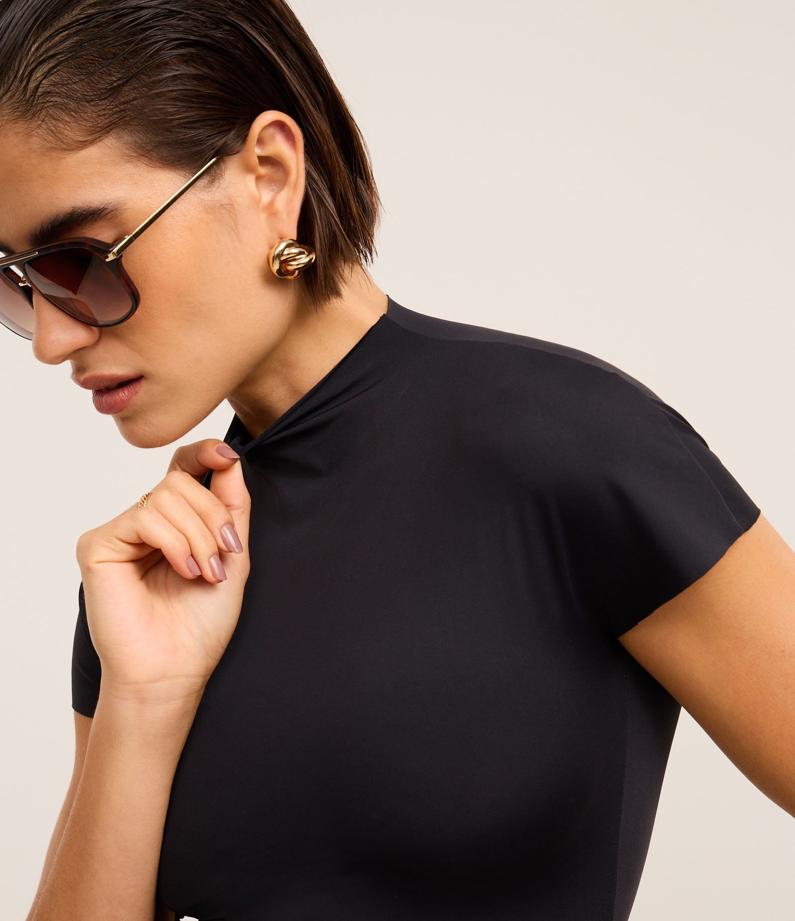 Body em Microfibra com Golinha Média Preto 4