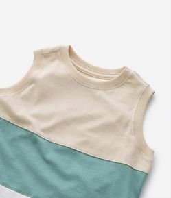 Regata Infantil com Recortes Contrastantes - Tam 1 a 6 Anos