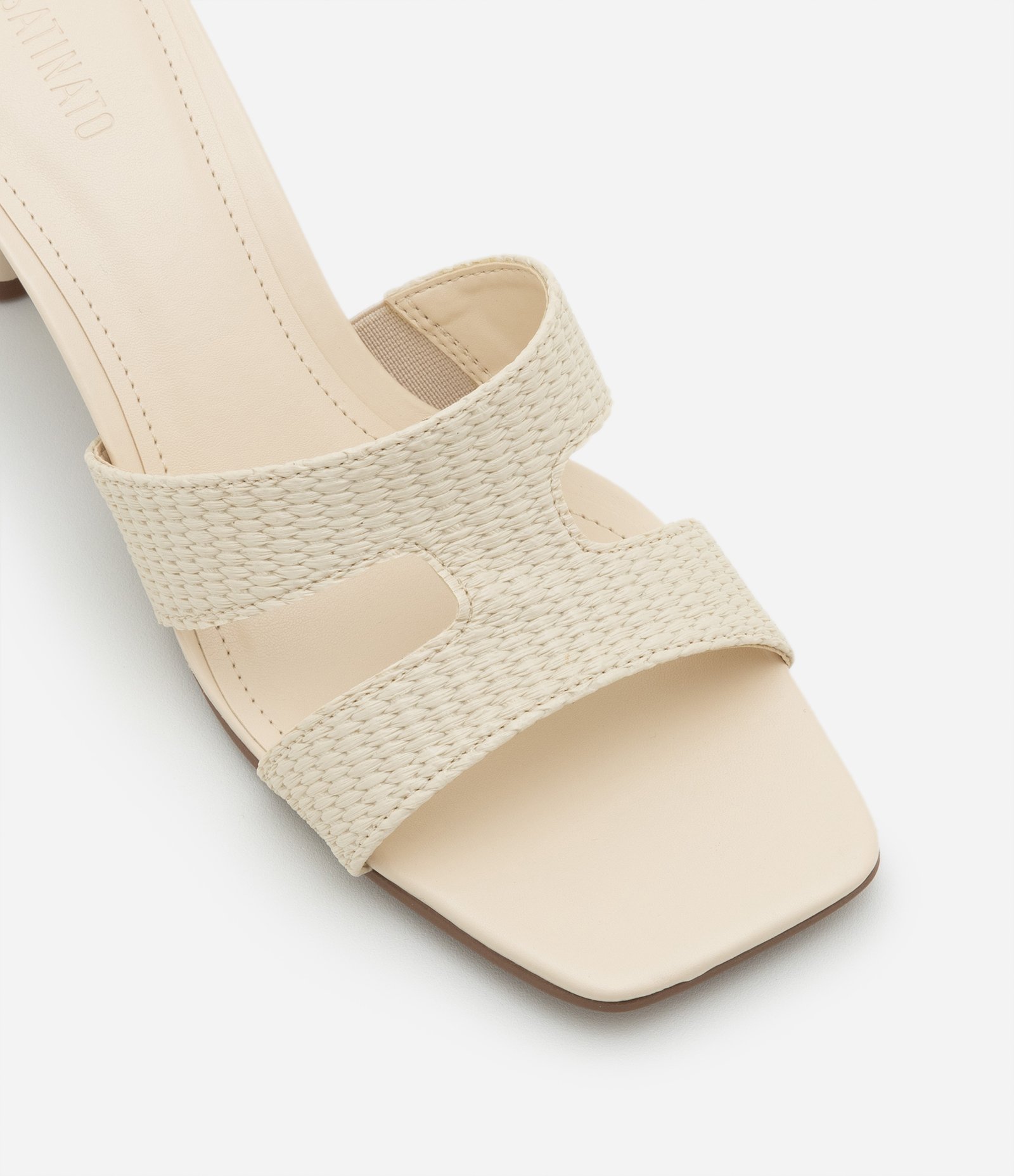 Sandália Mule com Tiras H e Salto Grosso Off White 5