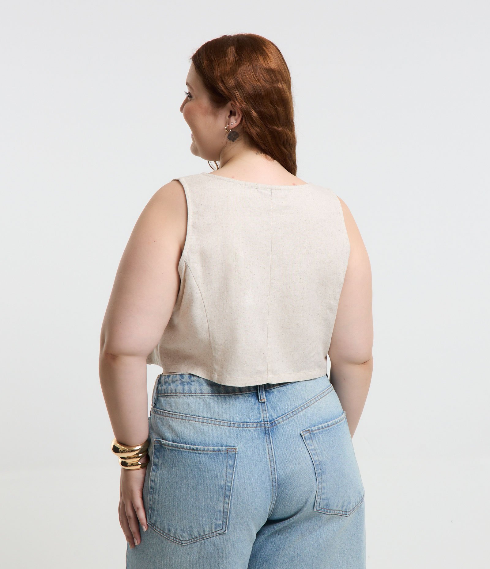 Colete Curto em Viscose e Linho Efeito Cru Curve & Plus Size Bege Cru 2