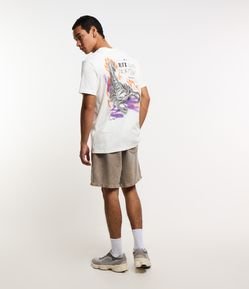 Camiseta Comfort em Algodão com Estampa de Escorpião