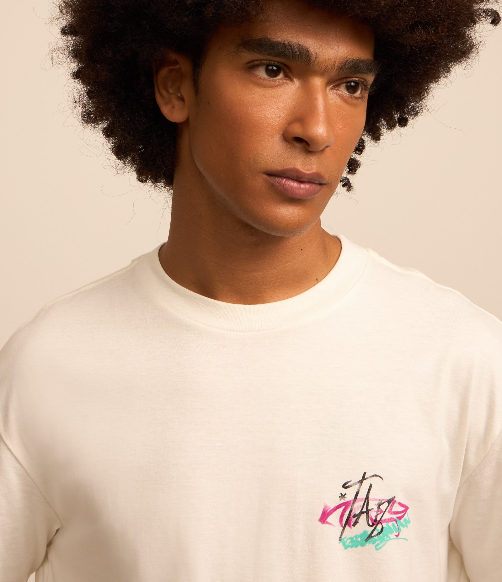 Camiseta Relaxed em Algodão com Estampa do Taz Mania Branco 4