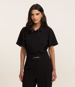 Camisa com Efeito Airflow e Vista Oculta