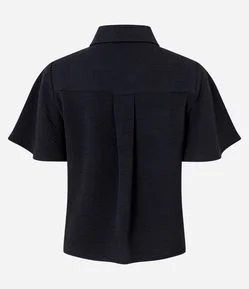 Camisa com Efeito Airflow e Vista Oculta