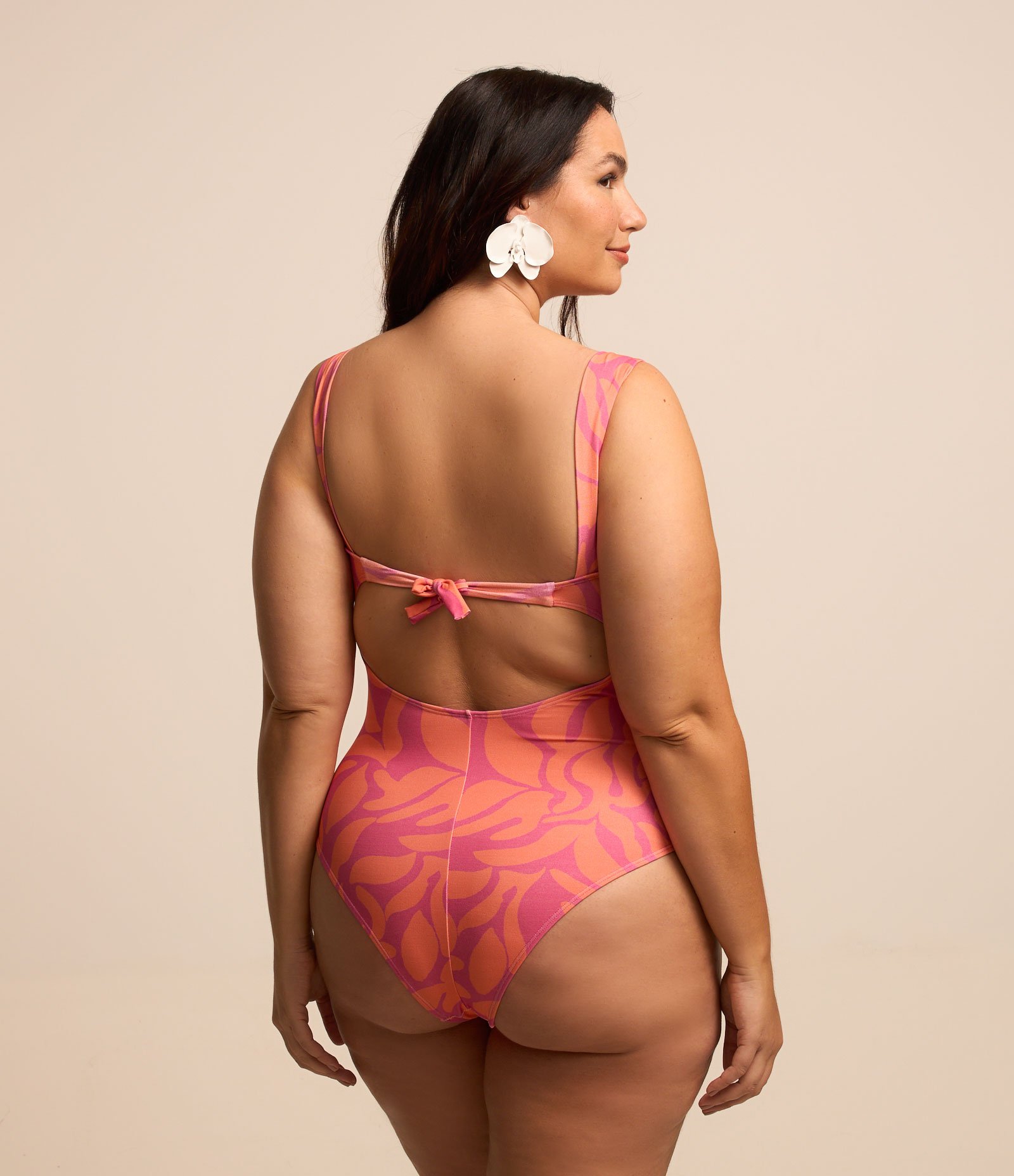Maiô Meia Taça com Estampa Orgânica Curve & Plus Size Rosa/Laranja 3