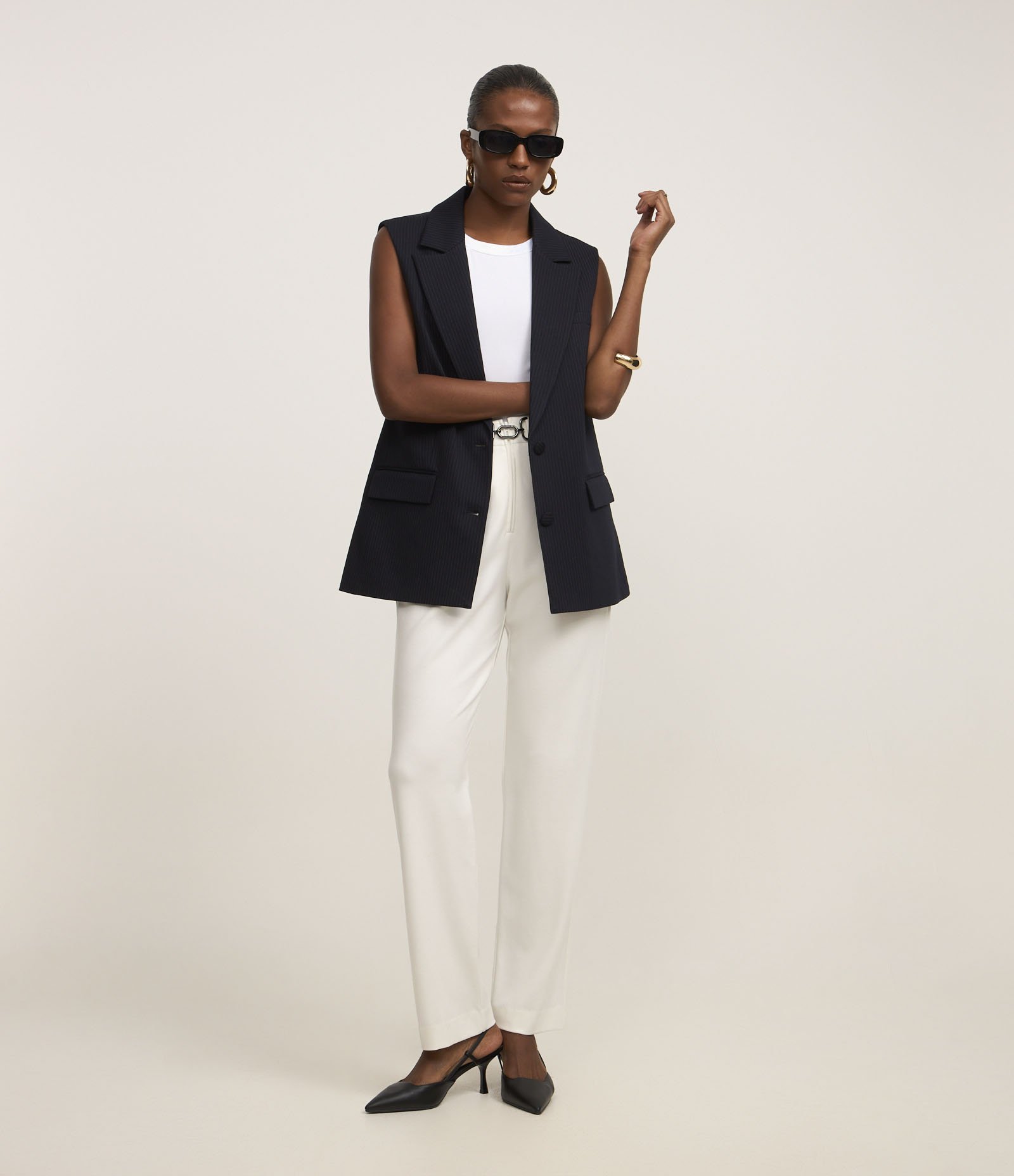 Colete Ponto Roma Listra Risca de Giz com Dois Botões e Bolsos Frontais Azul 2