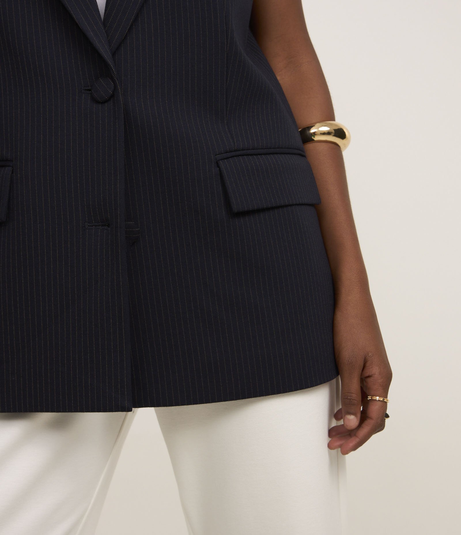 Colete Ponto Roma Listra Risca de Giz com Dois Botões e Bolsos Frontais Azul 4