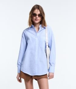 Camisa Alongada em Tricoline com Listras e Botões