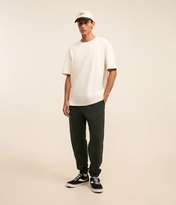 Calça Jogger em Moletom com Cós Elástico e Cordão