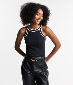 Blusa em Ribana com Gola Halter e Viés Contrastante