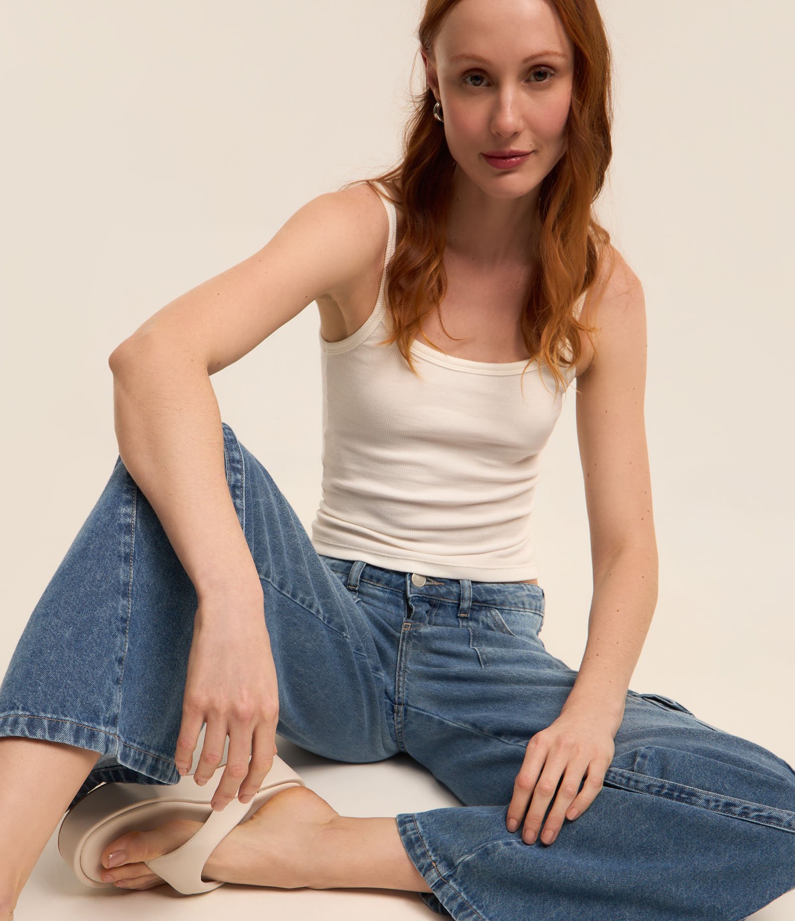 Calça Cargo Jeans com Bolsos Laterais e Detalhes Azul 2