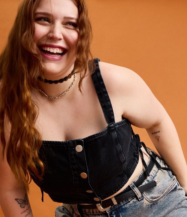 Blus Cropped Jeans com Lace Up Lateral e Vista Abotoada Curve & Plus Size