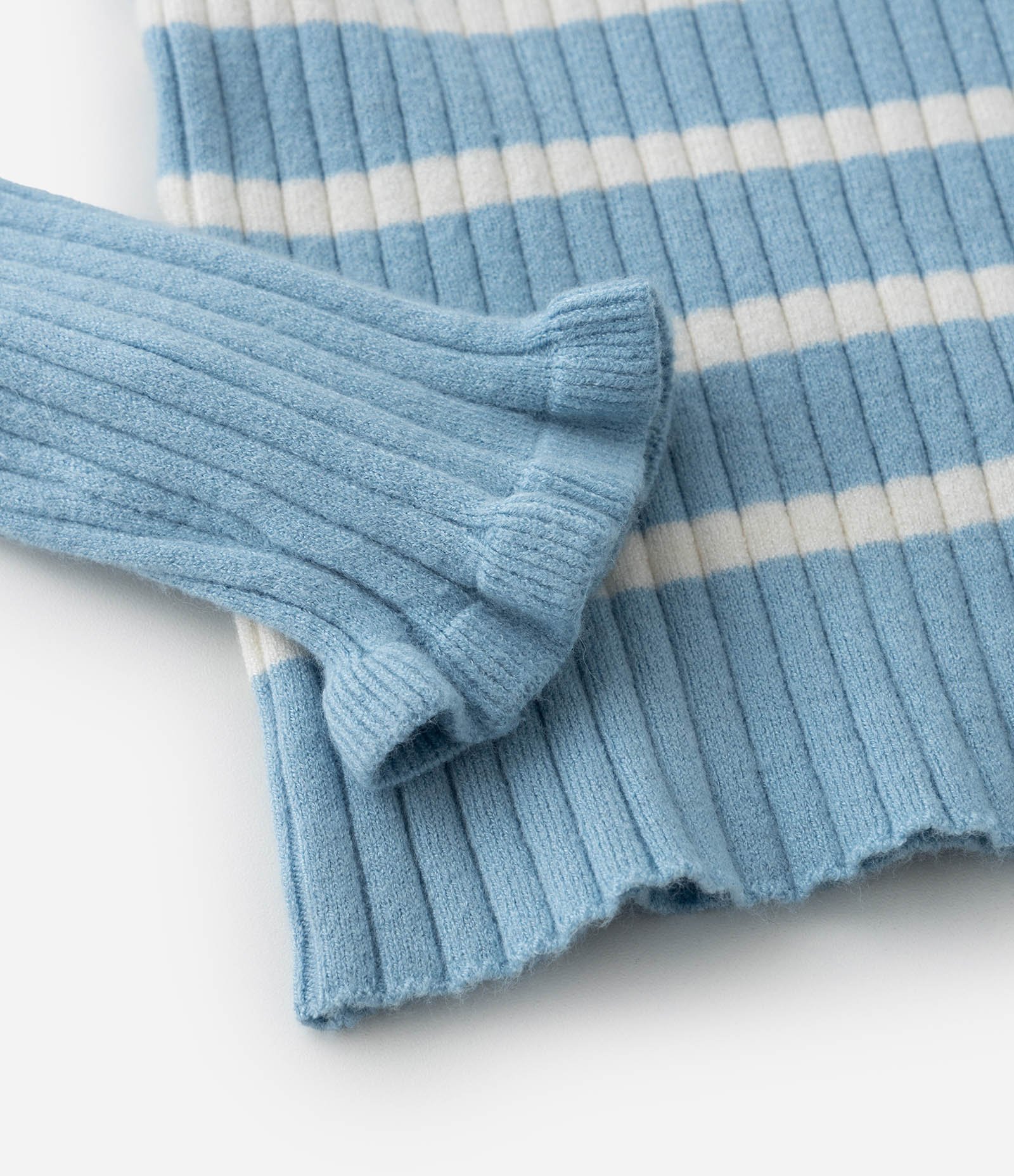 Blusa Infantil em Tricô com Babadinho nos Punhos - Tam 1 a 5 Anos Azul 4