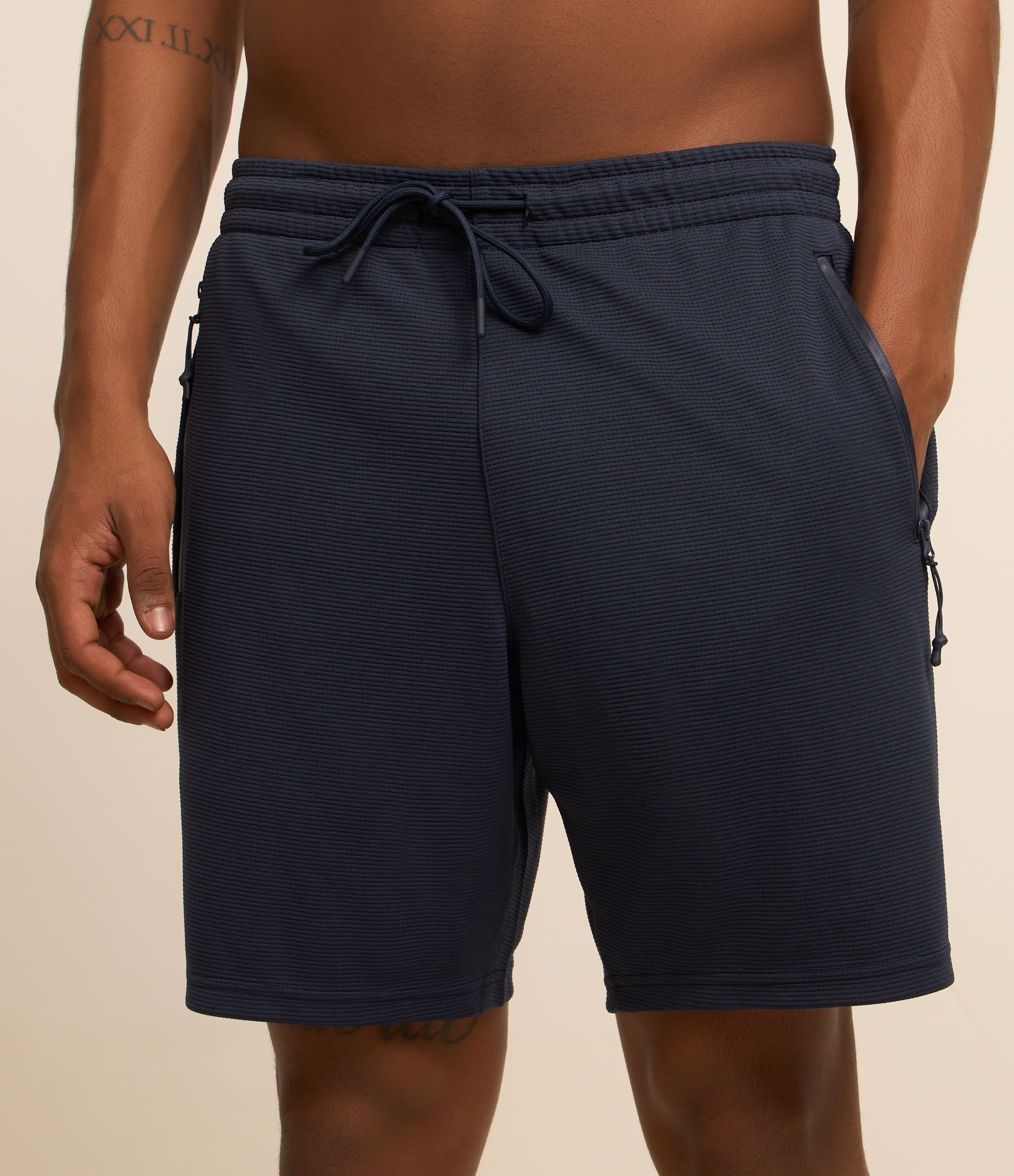 Bermuda Esportiva Texturizada com Cós Elástico e Zíper no Bolso Azul Marinho 2