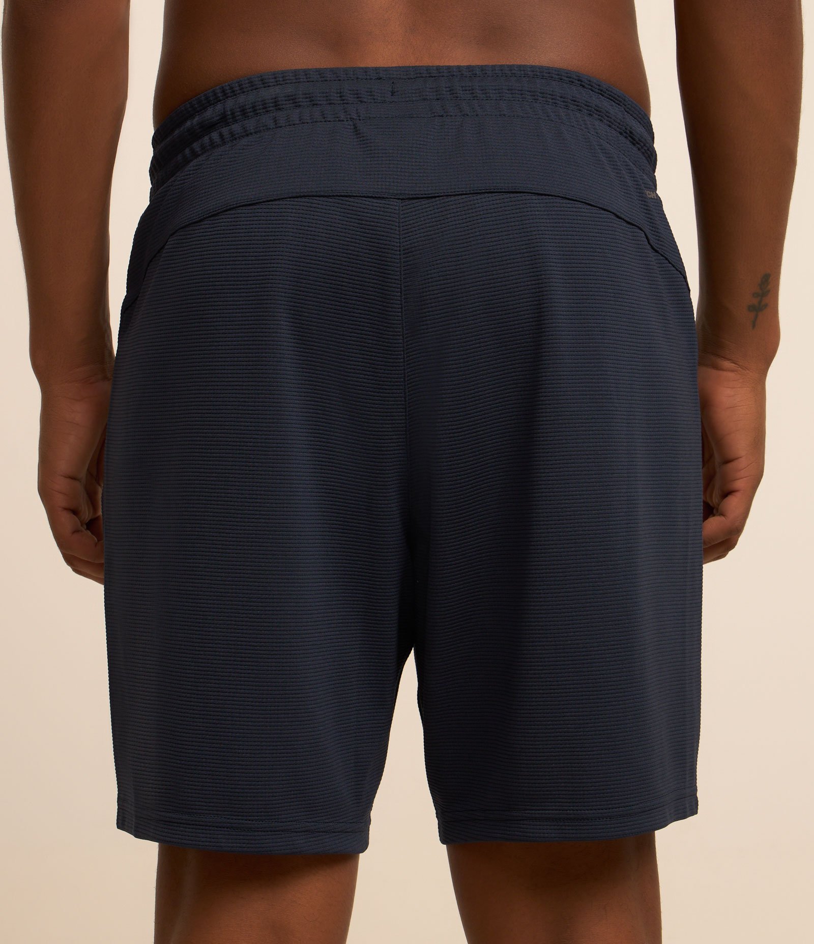 Bermuda Esportiva Texturizada com Cós Elástico e Zíper no Bolso Azul Marinho 3