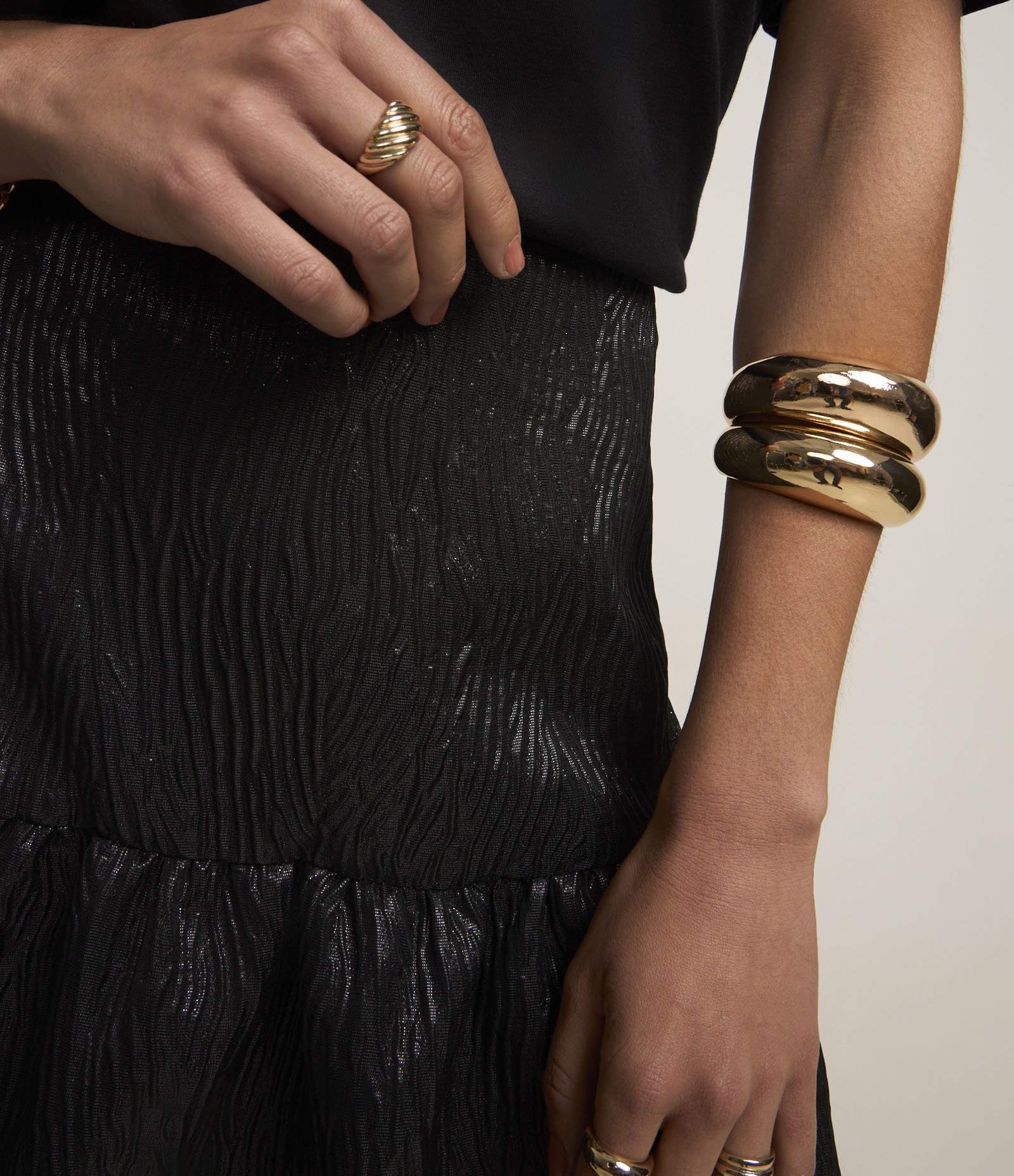 Saia Balonê Curta com Textura Jacquard Preto 4