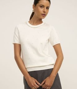 Blusa em Tricô com Aplicação de Pérolas e Strass