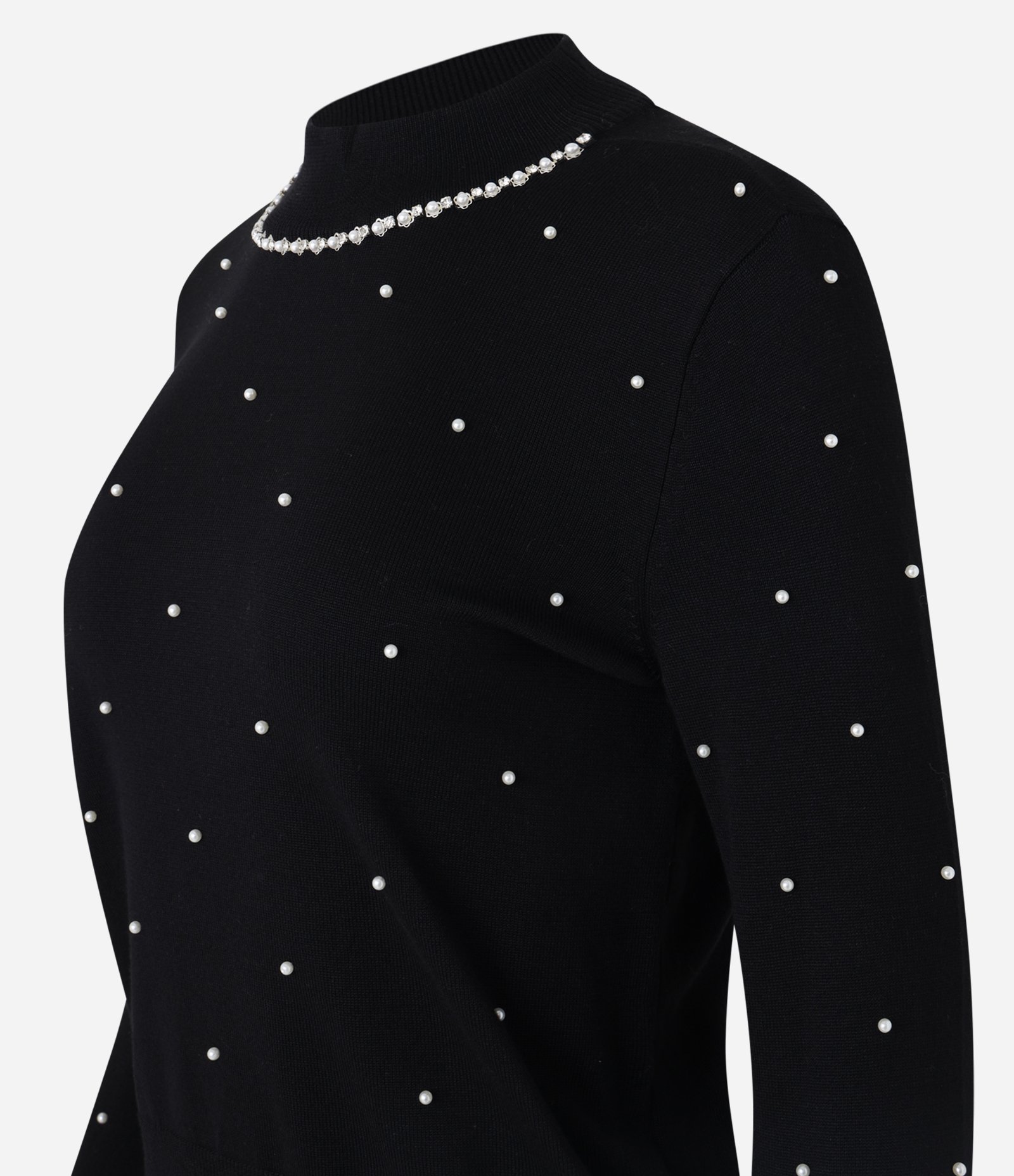 Suéter em Tricô com Gola Alta e Aplicação de Pérolas e Strass Preto 7