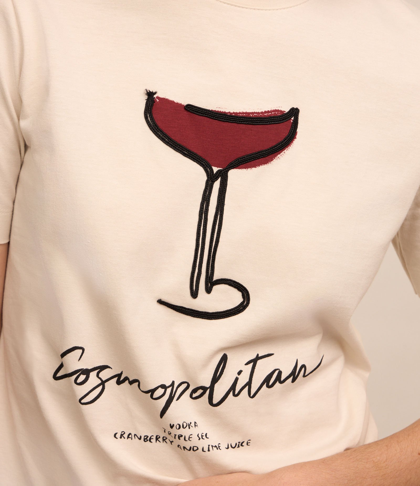 Camiseta em Algodão com Estampa Cosmopolitan Off White 3