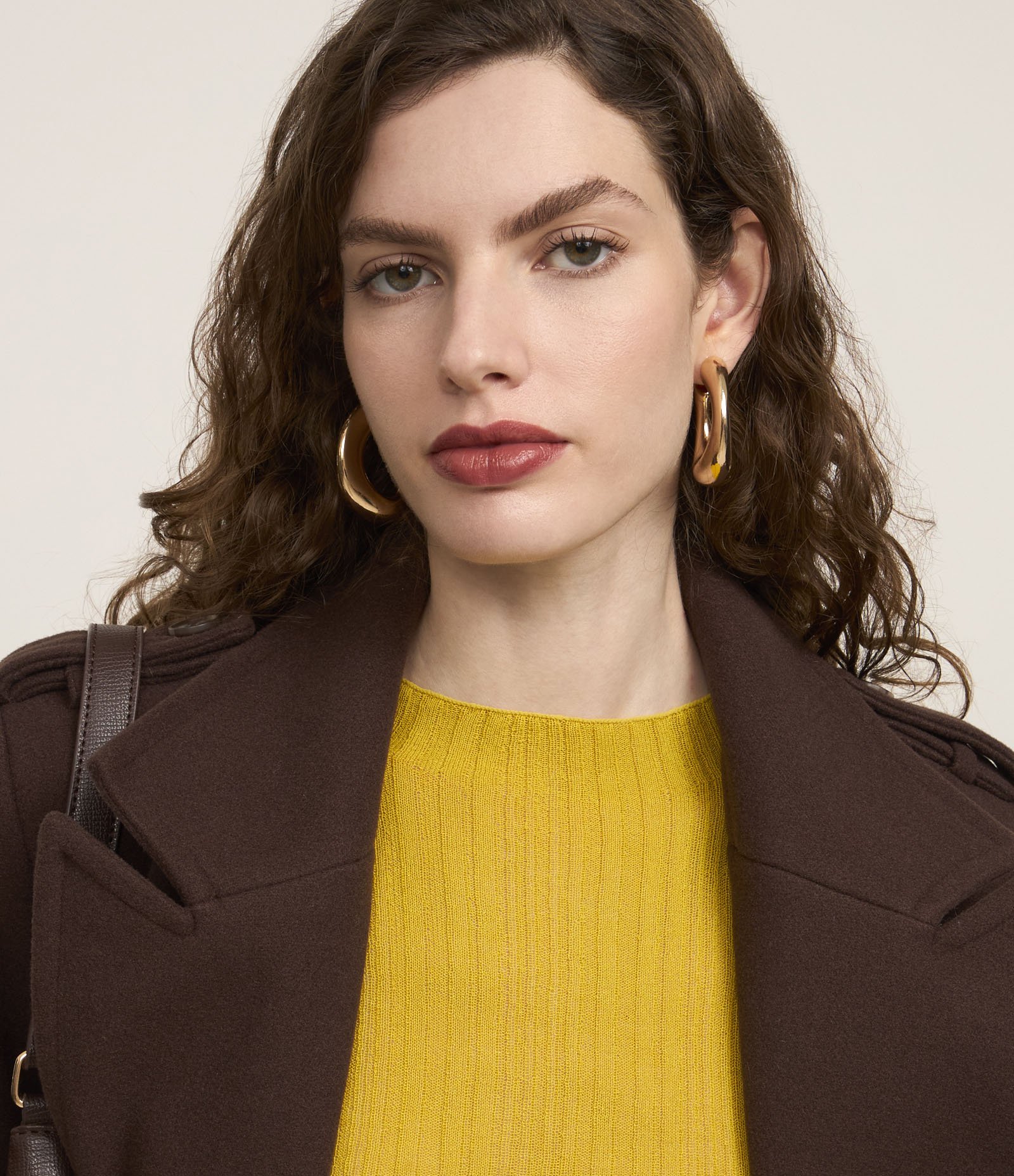 Blusa Tricô Canelada com Gola Alta Amarelo 3