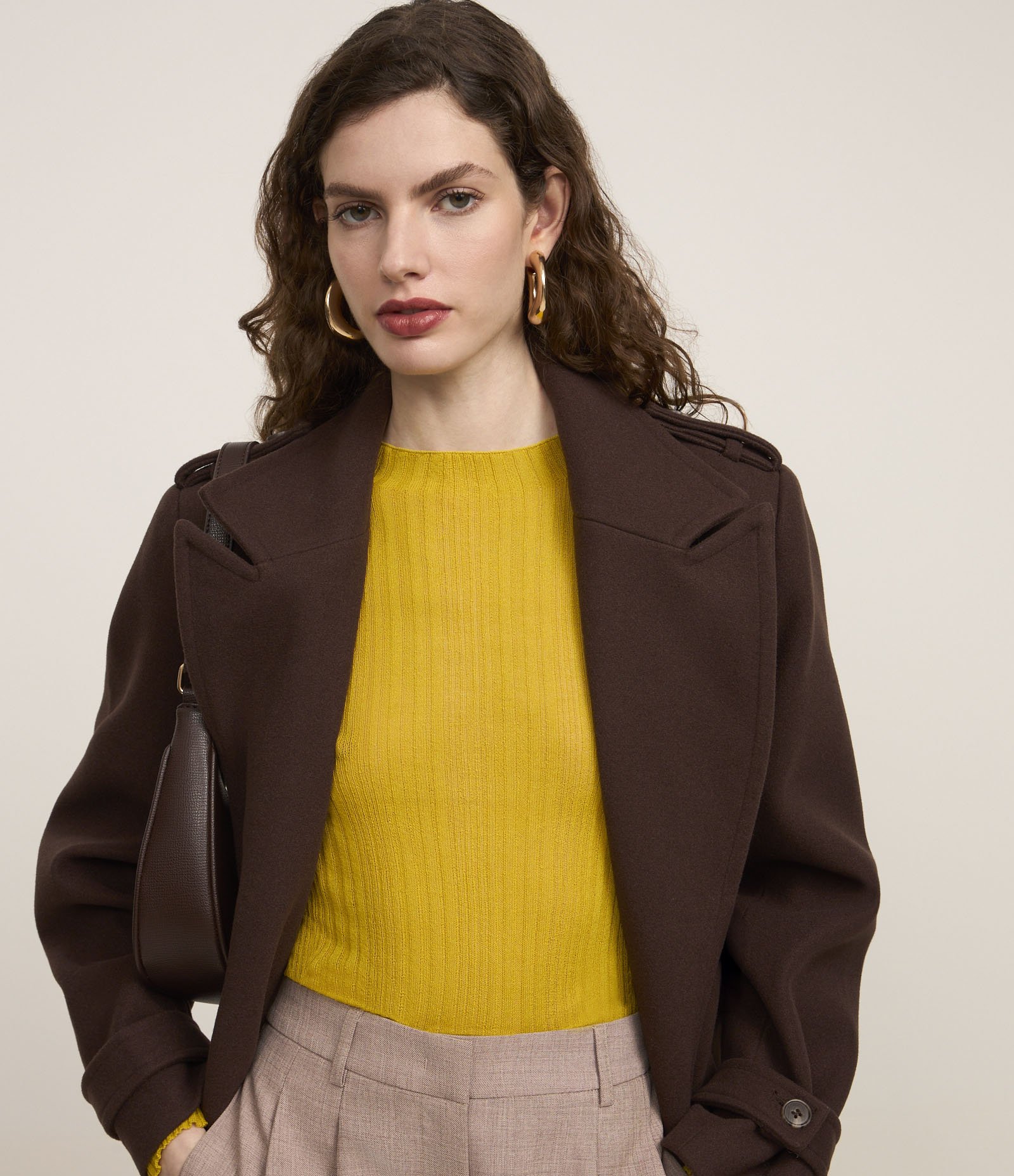 Blusa Tricô Canelada com Gola Alta Amarelo 4