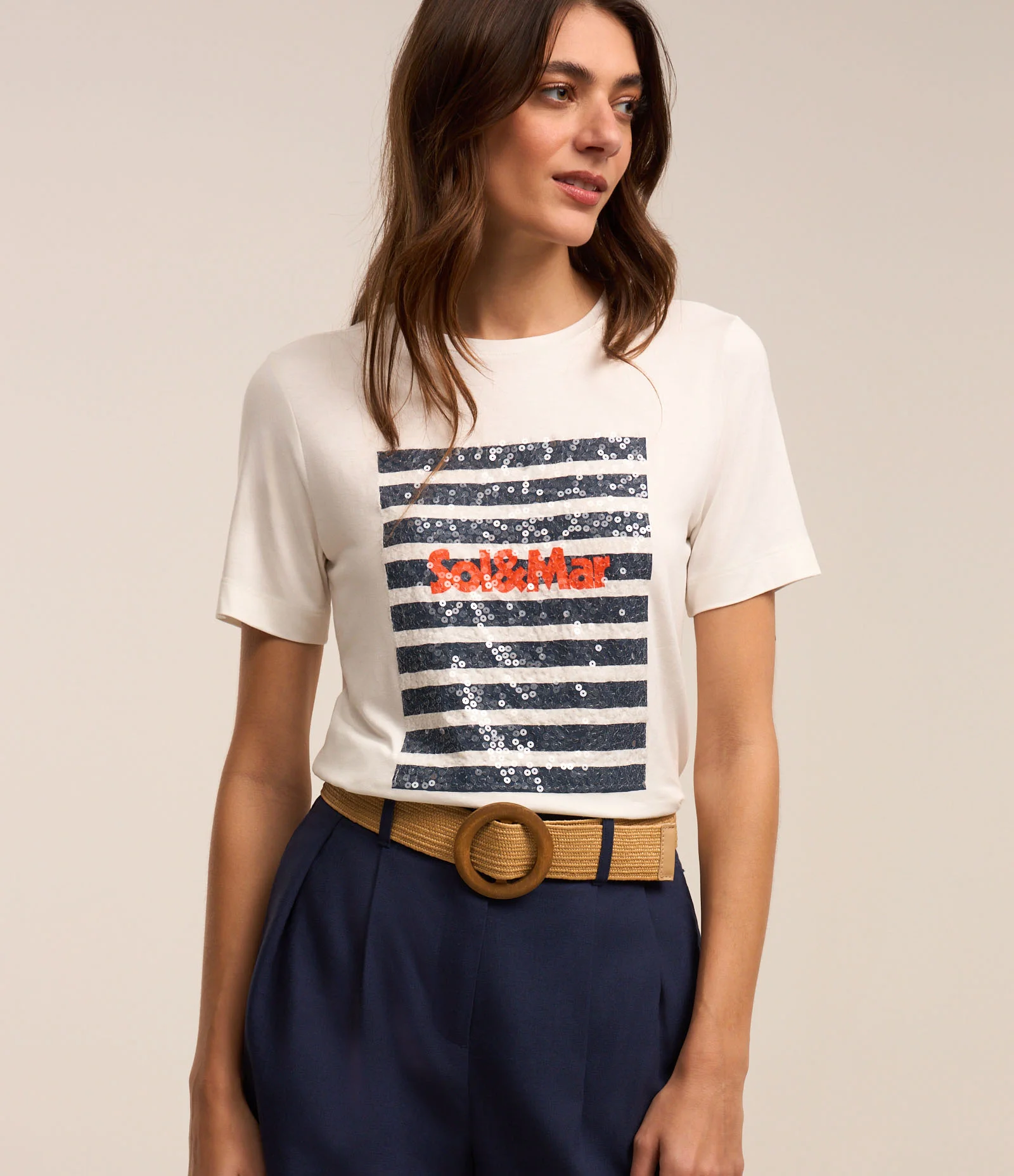 Camiseta em Algodão com Estampa Listras Mar e Sol Paetê Branco 2