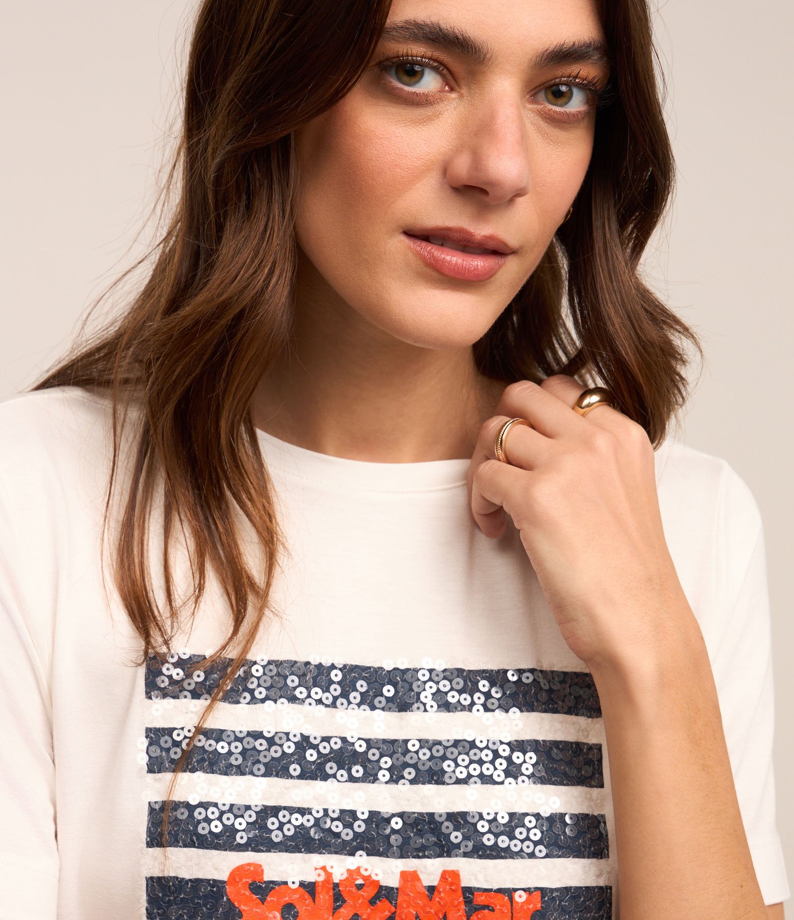 Camiseta em Algodão com Estampa Listras Mar e Sol Paetê Branco 4