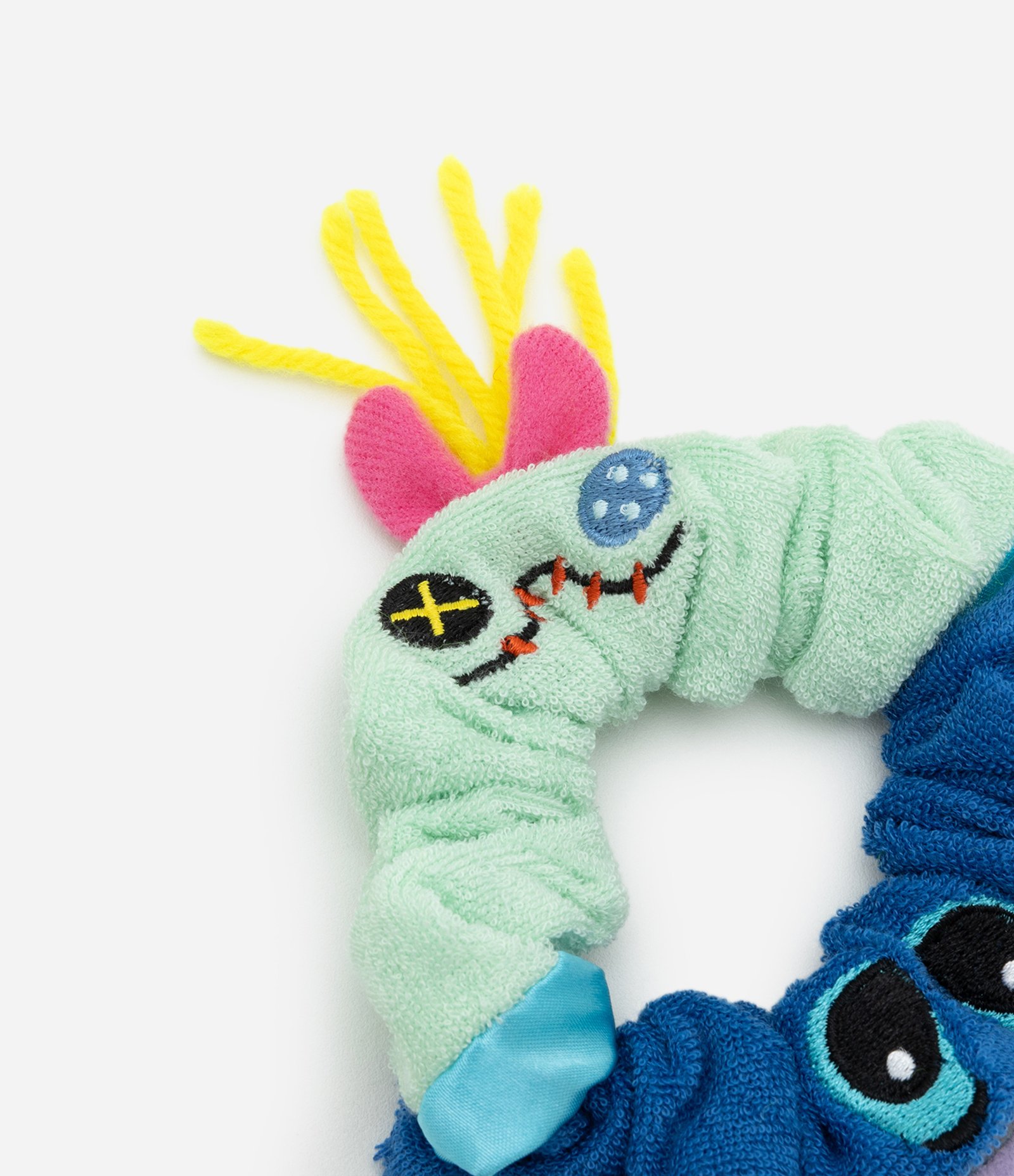 Scrunchie Infantil em Veludo com Bordado Stitch e Xepa - Tam U Azul/Verde 3