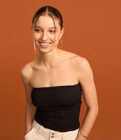 Blusa Cropped Sem Alça com Textura e Dobra no Busto