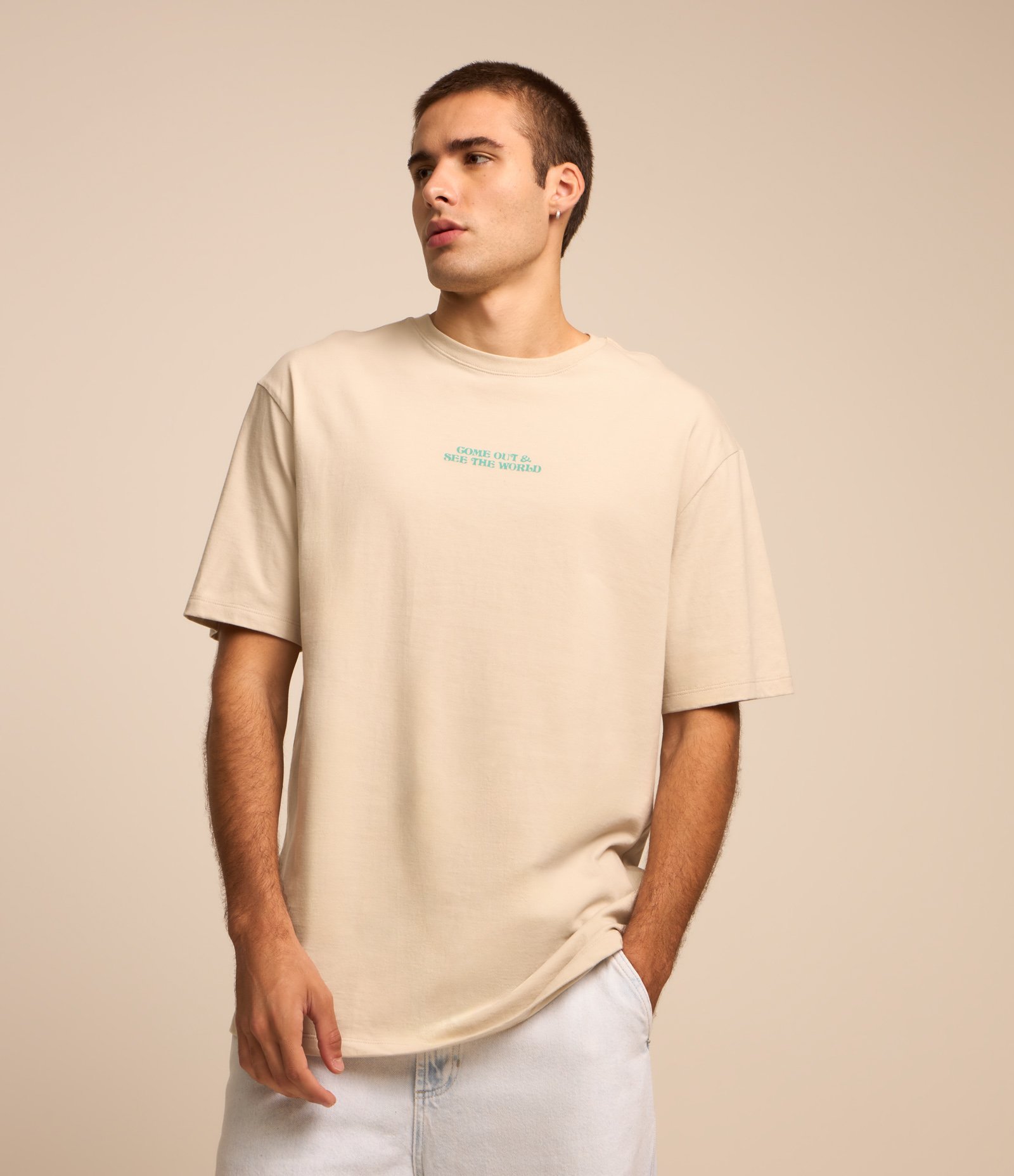 Camiseta Relaxed em Malhão com Estampa Come Out and See the World Branco 1
