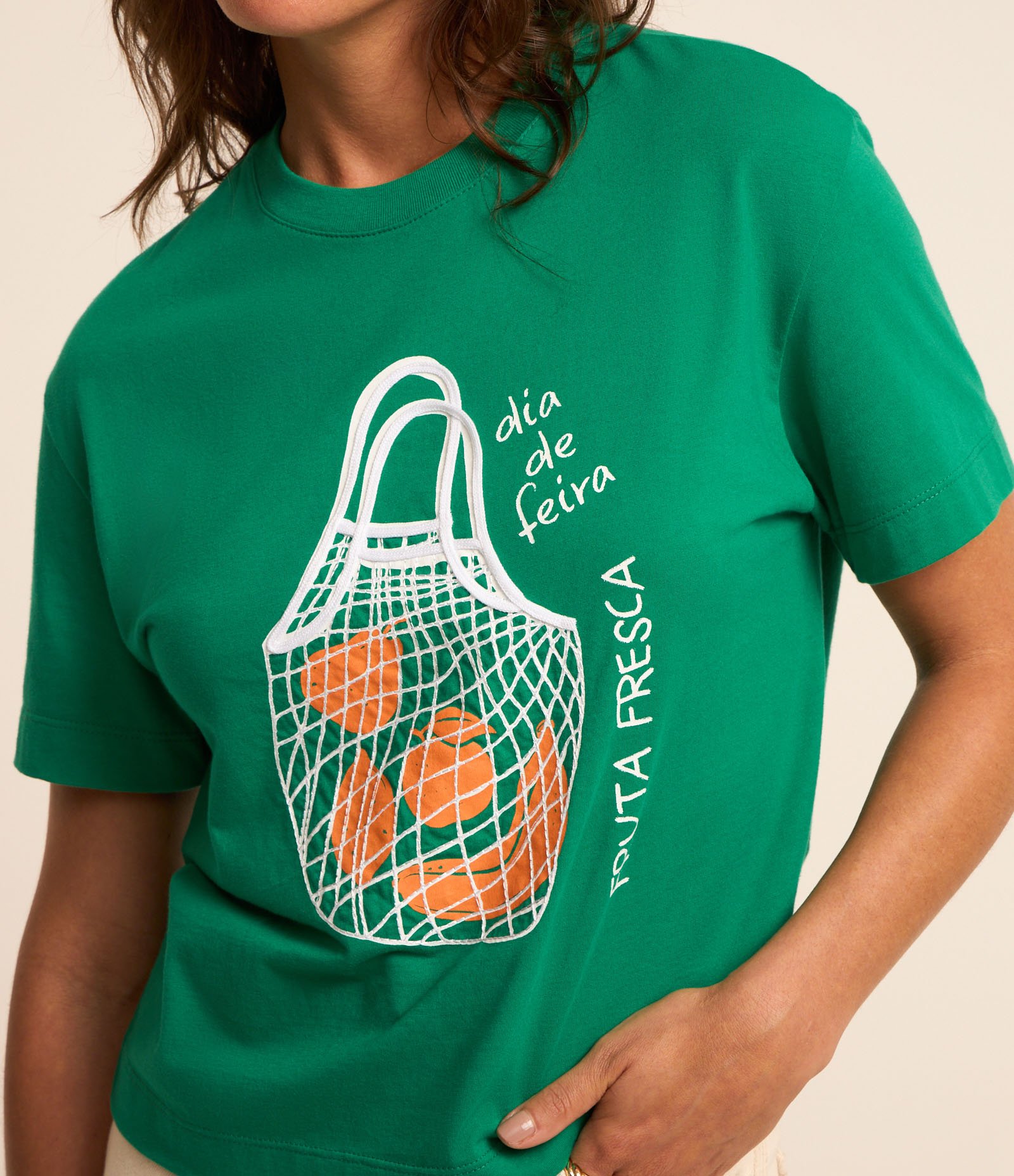 Camiseta em Algodão com Estampa Dia de Feira Fruta Fresca Verde 3