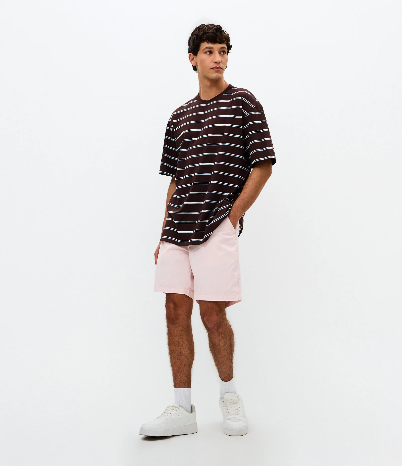 Bermuda Slim Alfaiataria em Sarja com Bolsos Rosa 1
