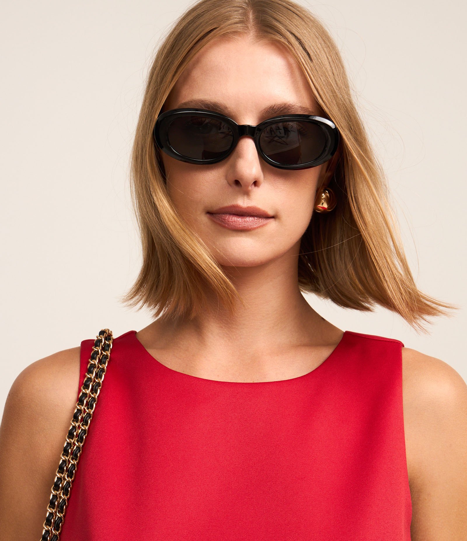 Vestido Curto em Crepe com Laços nas Costas Decotadas 3