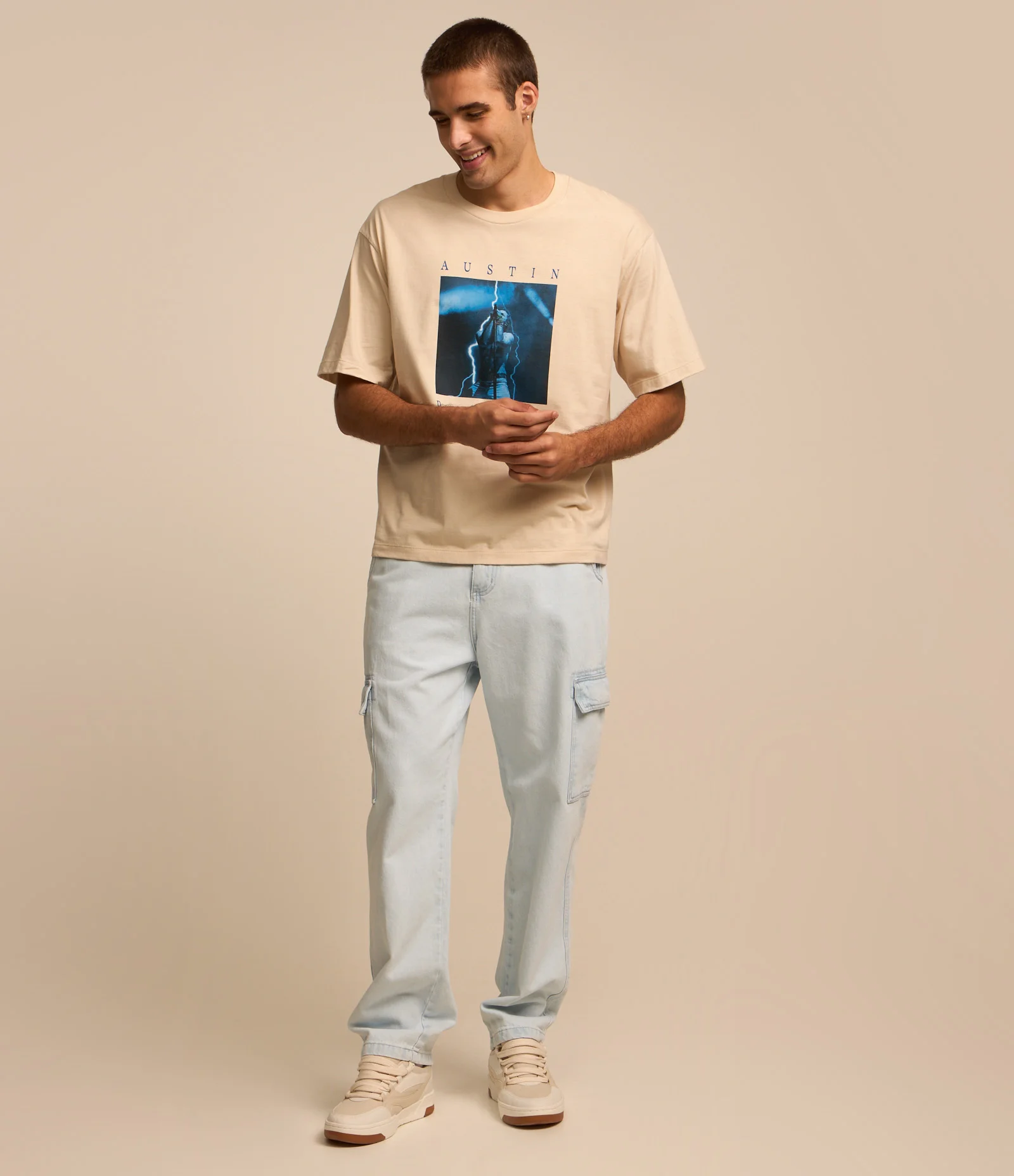 Camiseta Boxy em Algodão com Estampa Post Malone Bege 2