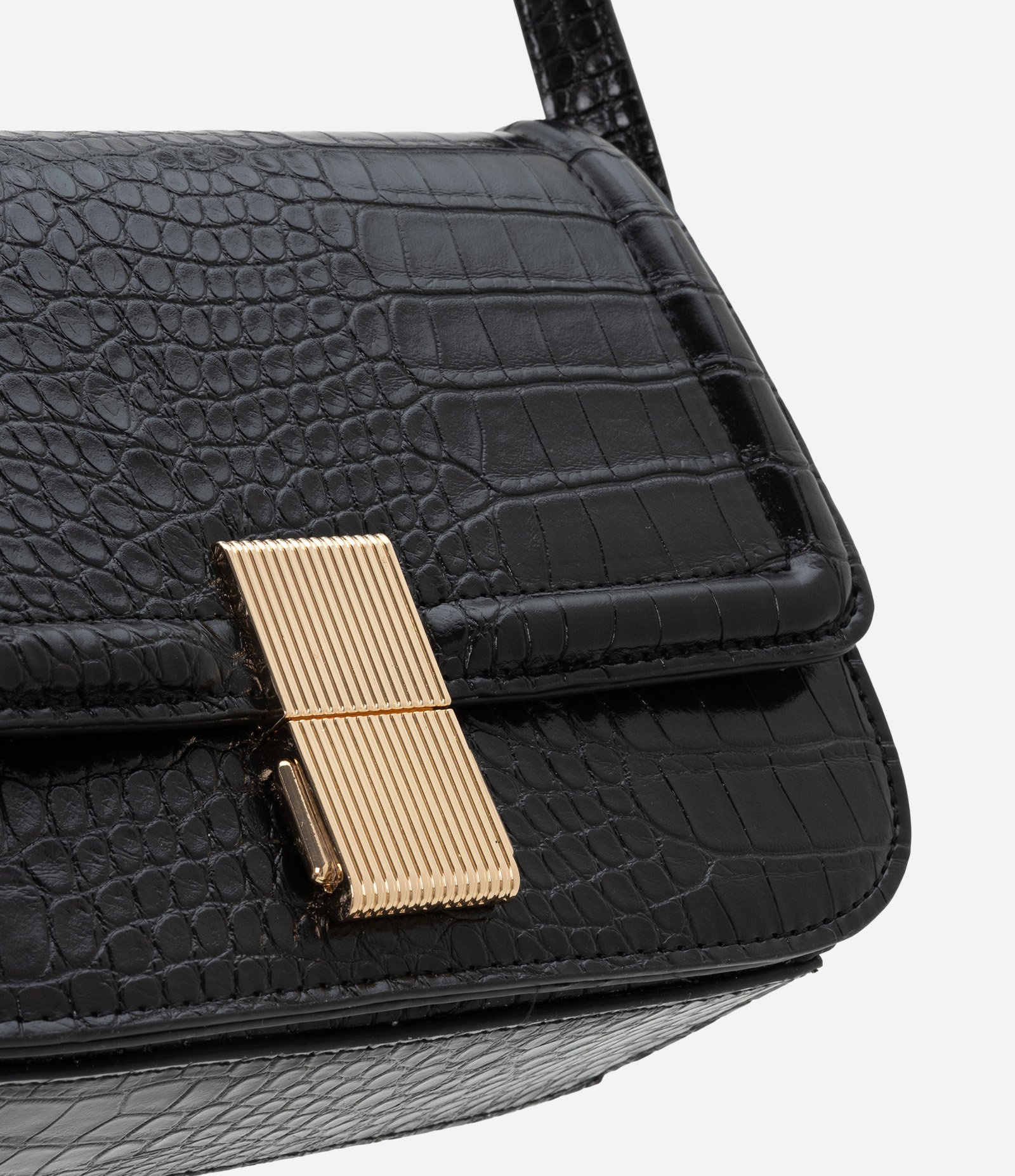 Bolsa Transversal Média em PU com Estampa Croco e Locker Metalizado Preto 3