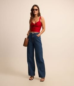 Calça Reta em Jeans com Brilhos Aplicados