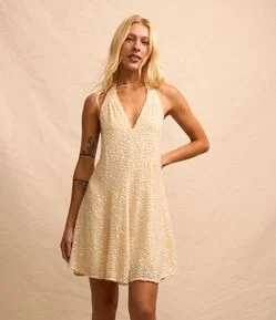 Vestido Curto Frente Única em Paetê com Saia Rodada