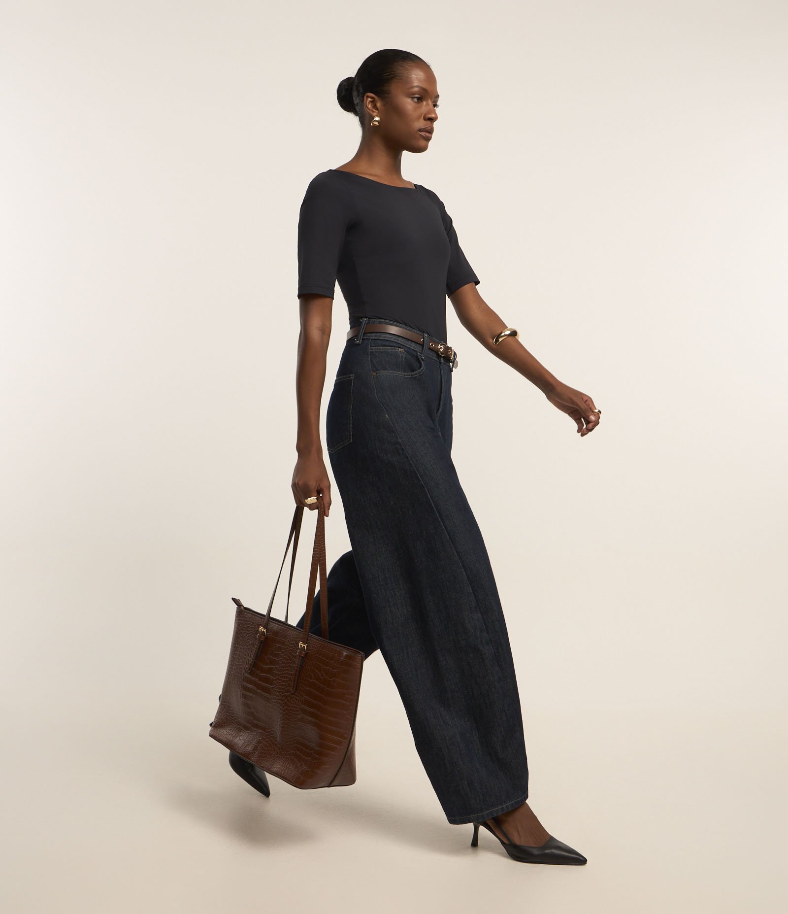 Body em Poliamida com Decote Canoa e Manga 3/4 Preto 5